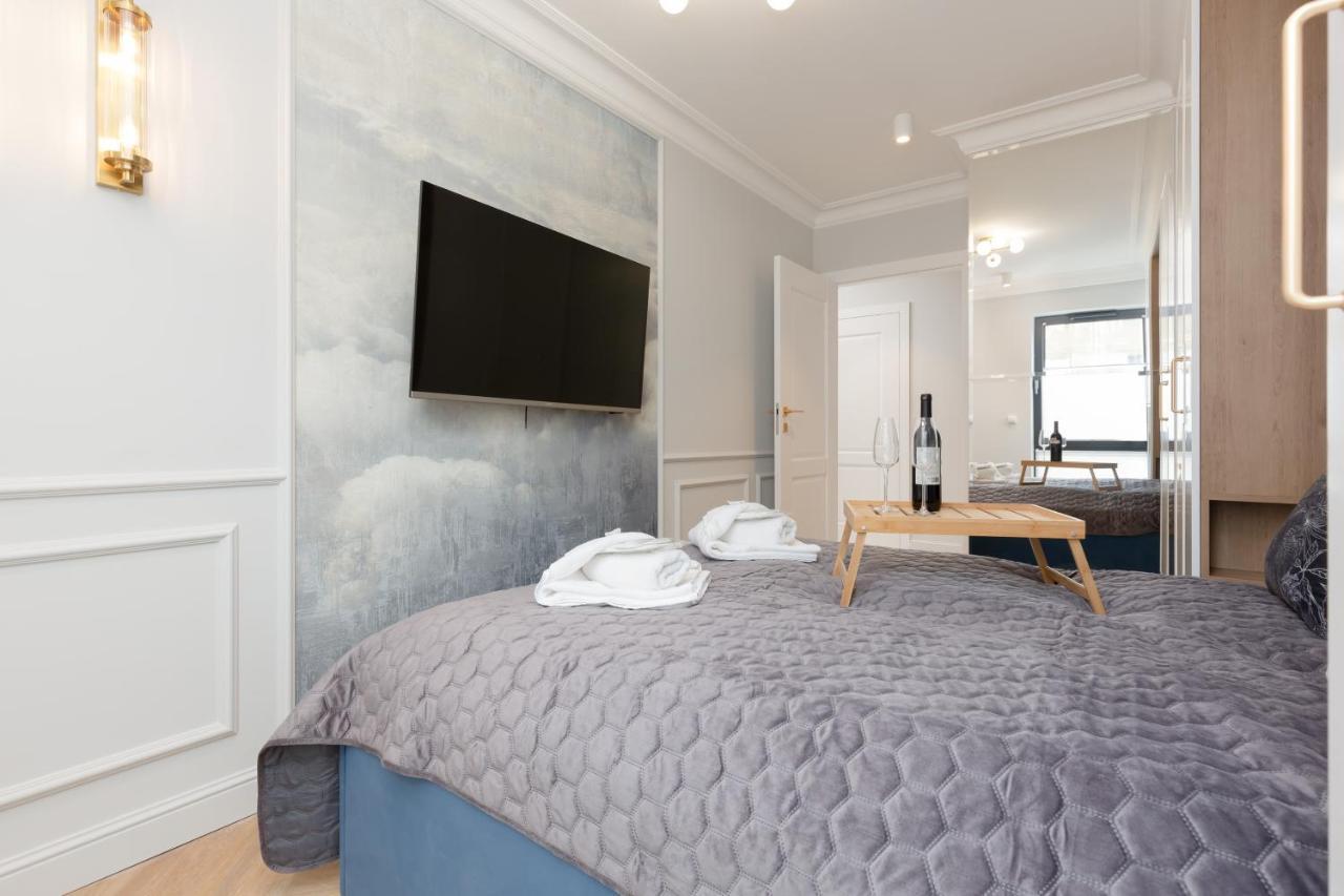 Moderna Central Luxury Apartment With Parking In Gdynia By Noclegi Renters Exterior foto