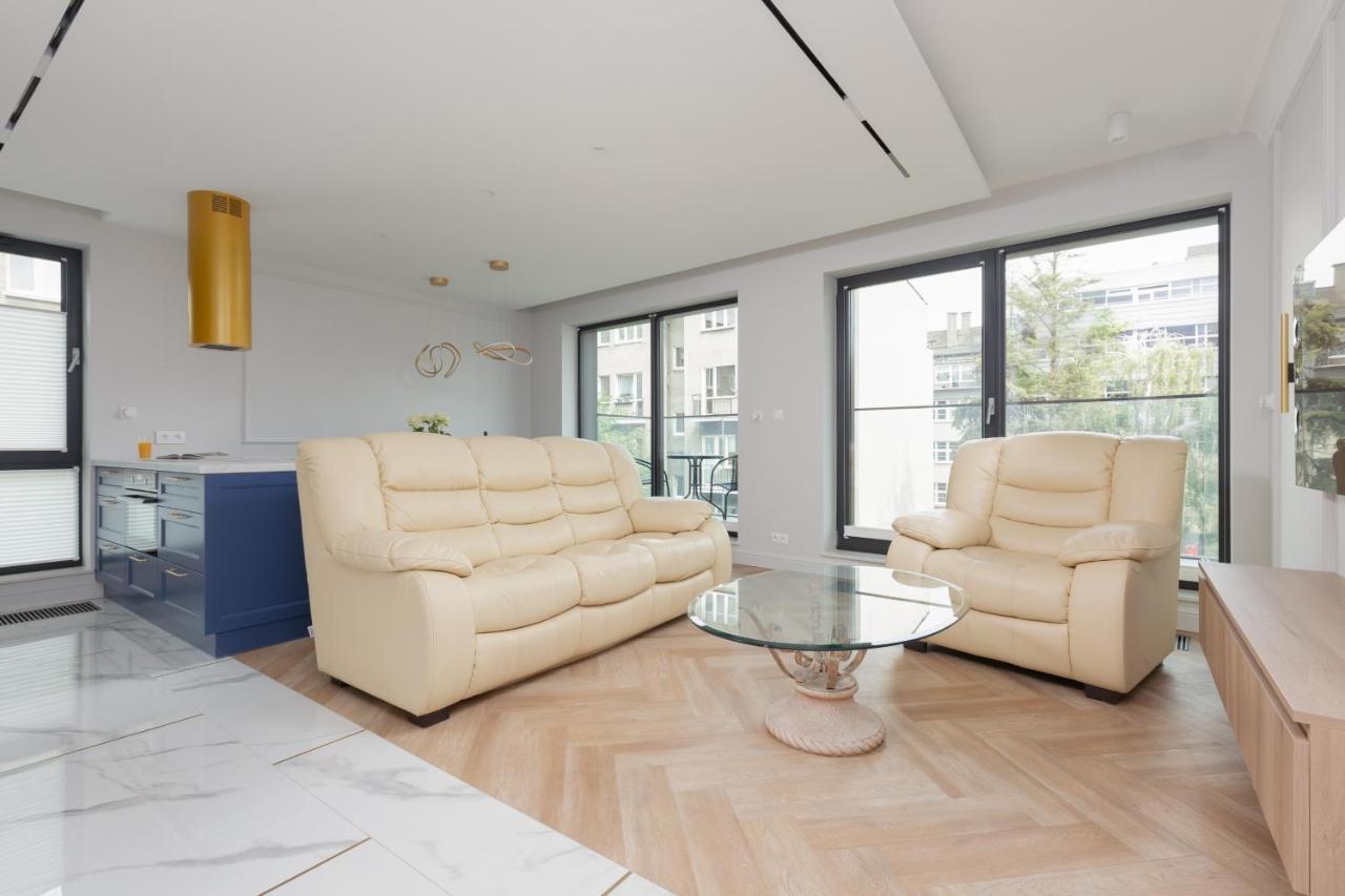 Moderna Central Luxury Apartment With Parking In Gdynia By Noclegi Renters Exterior foto